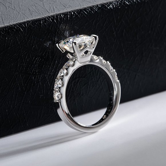 Certified 4.3 ct. t.w. Moissanite Diamond 4 Prone Solitaire Engagement R… - Picture 11 of 15
